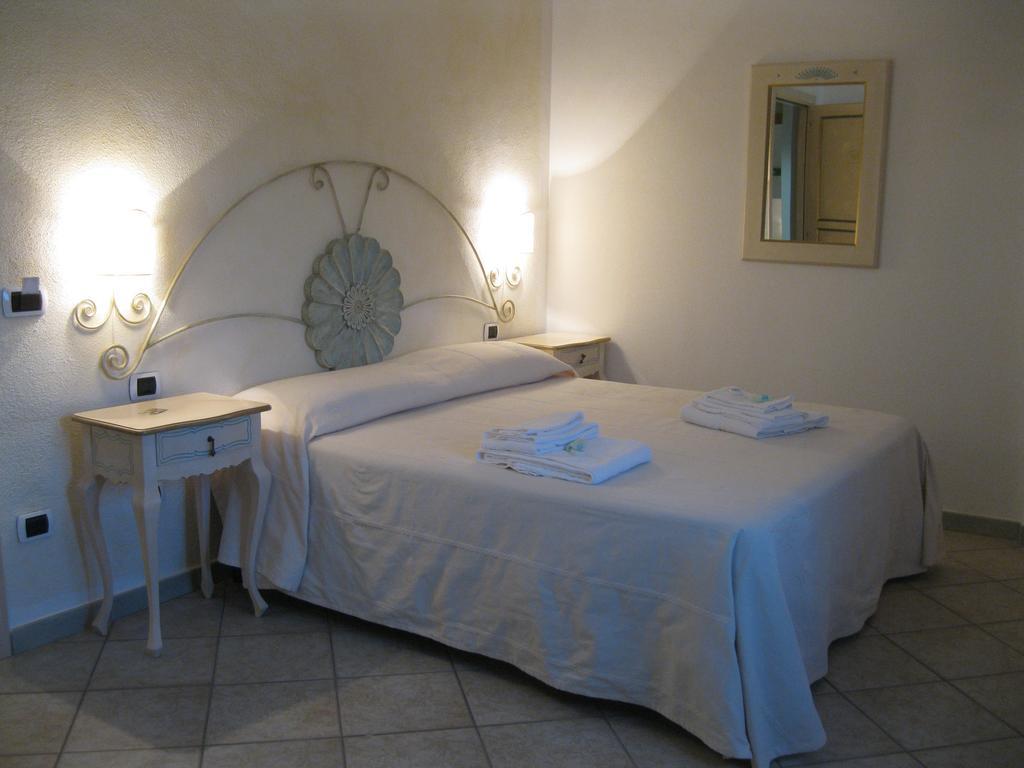 Hotel Sorgente Aglientu Habitación foto